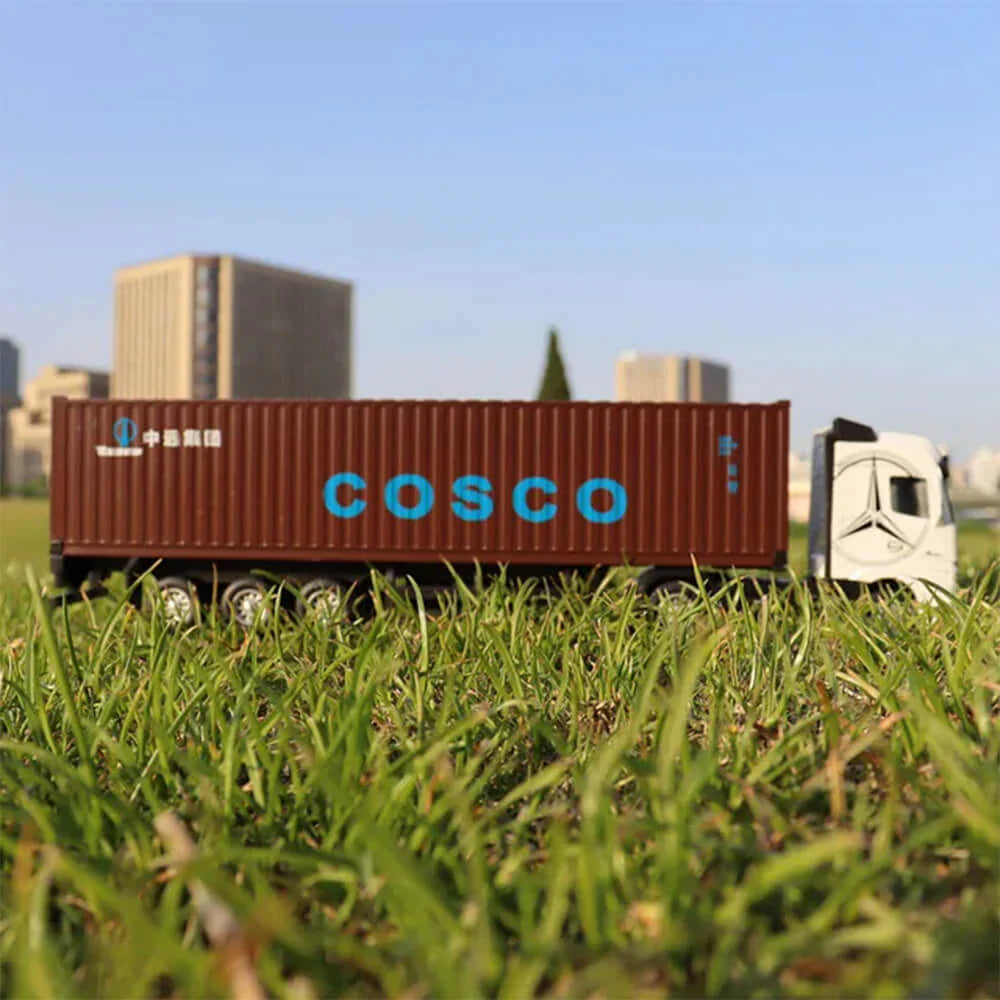 Scania Container Truck Die-Cast Model 1:50 - Heavy Duty Alloy with Opening Doors