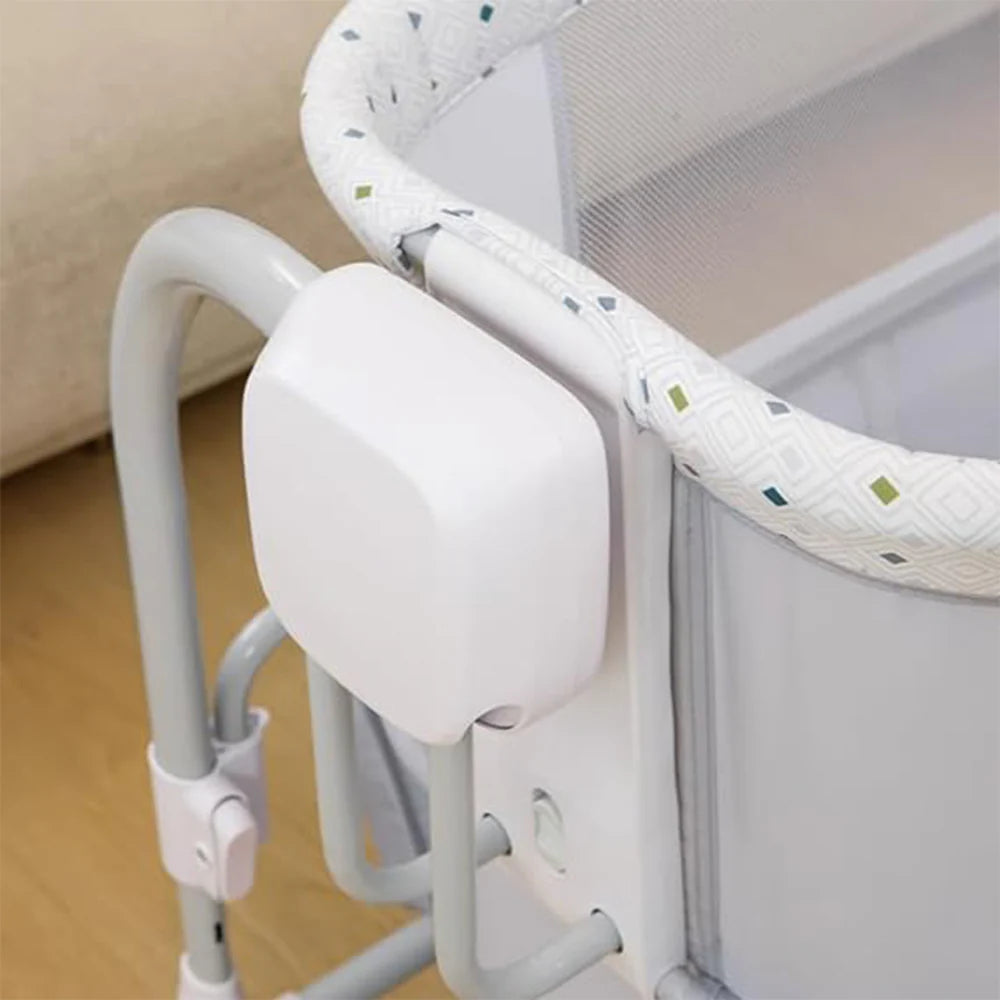 Mastela 3-in-1 Bedside Sleeper Bassinet