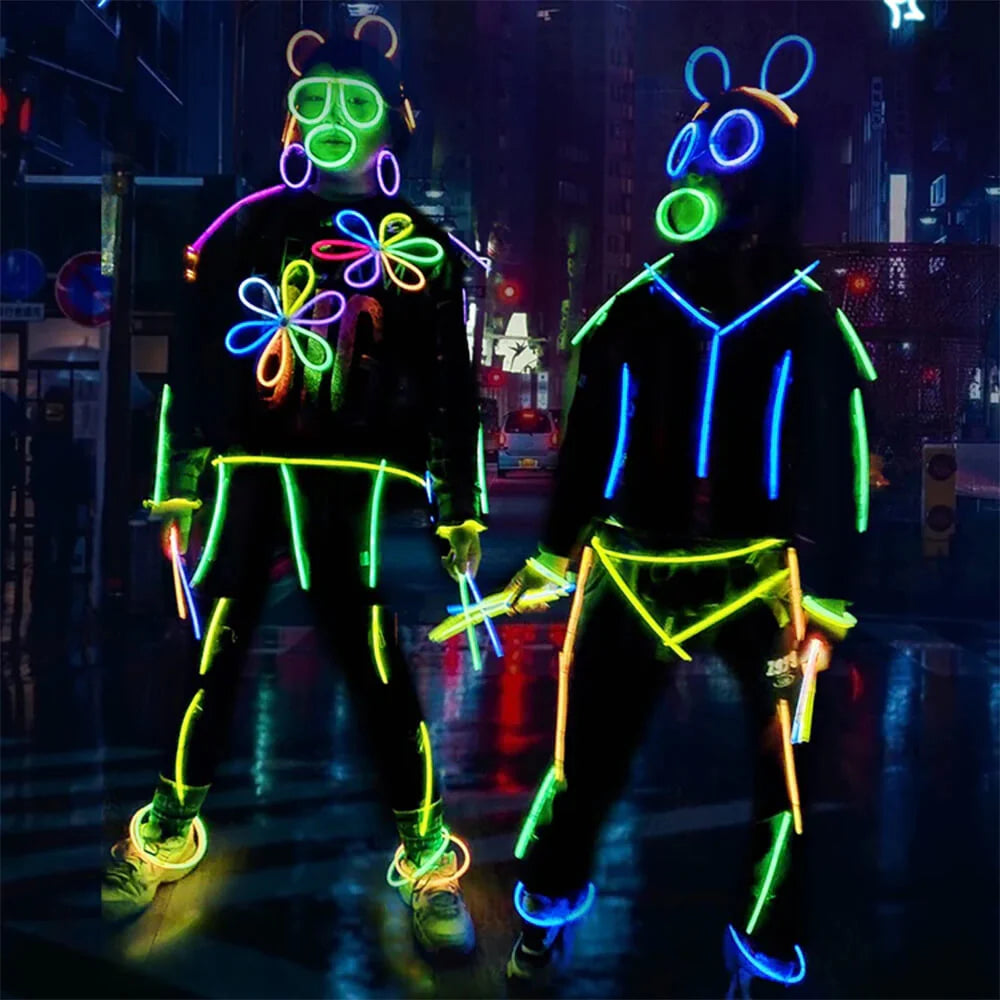 50 Pcs - Glow Sticks Glow in the Dark Secondary image