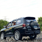 1:24 Scale Toyota Land Cruiser Prado Die-Cast Model - Alloy Off-Road SUV