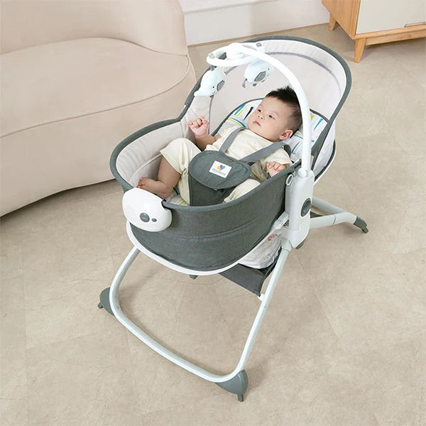 Mastela 6-in-1 Baby Bassinet & Rocker Hover Image
