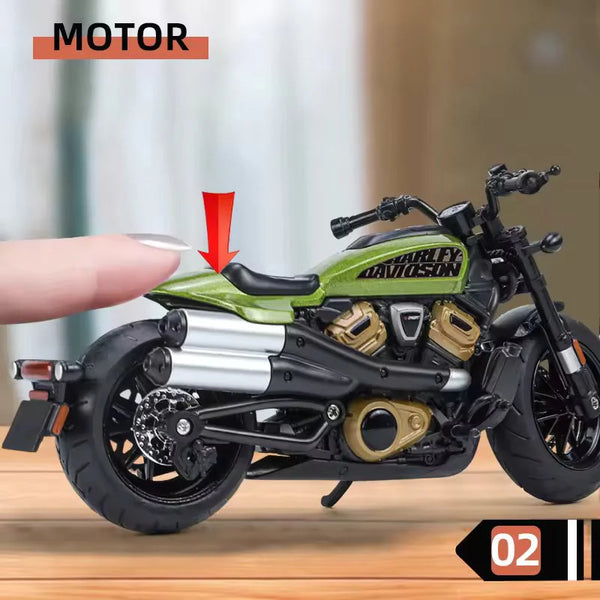 1:12 Scale Harley-Davidson Die-Cast Motorcycle Model - Alloy Collectible with Rubber Tires