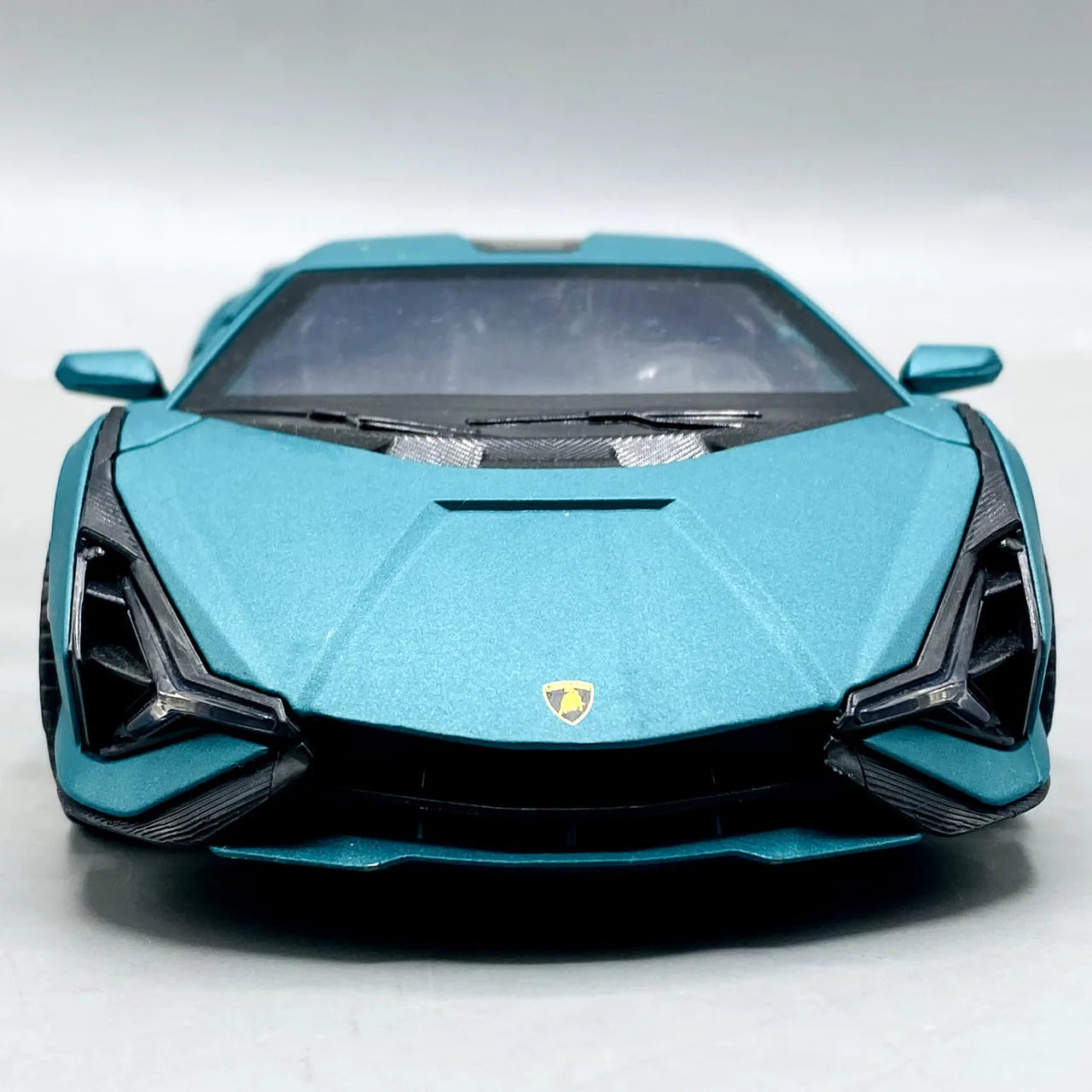 1:24 Scale Lamborghini Sián Die-Cast Model - With Light, Sound & Smoke Effects