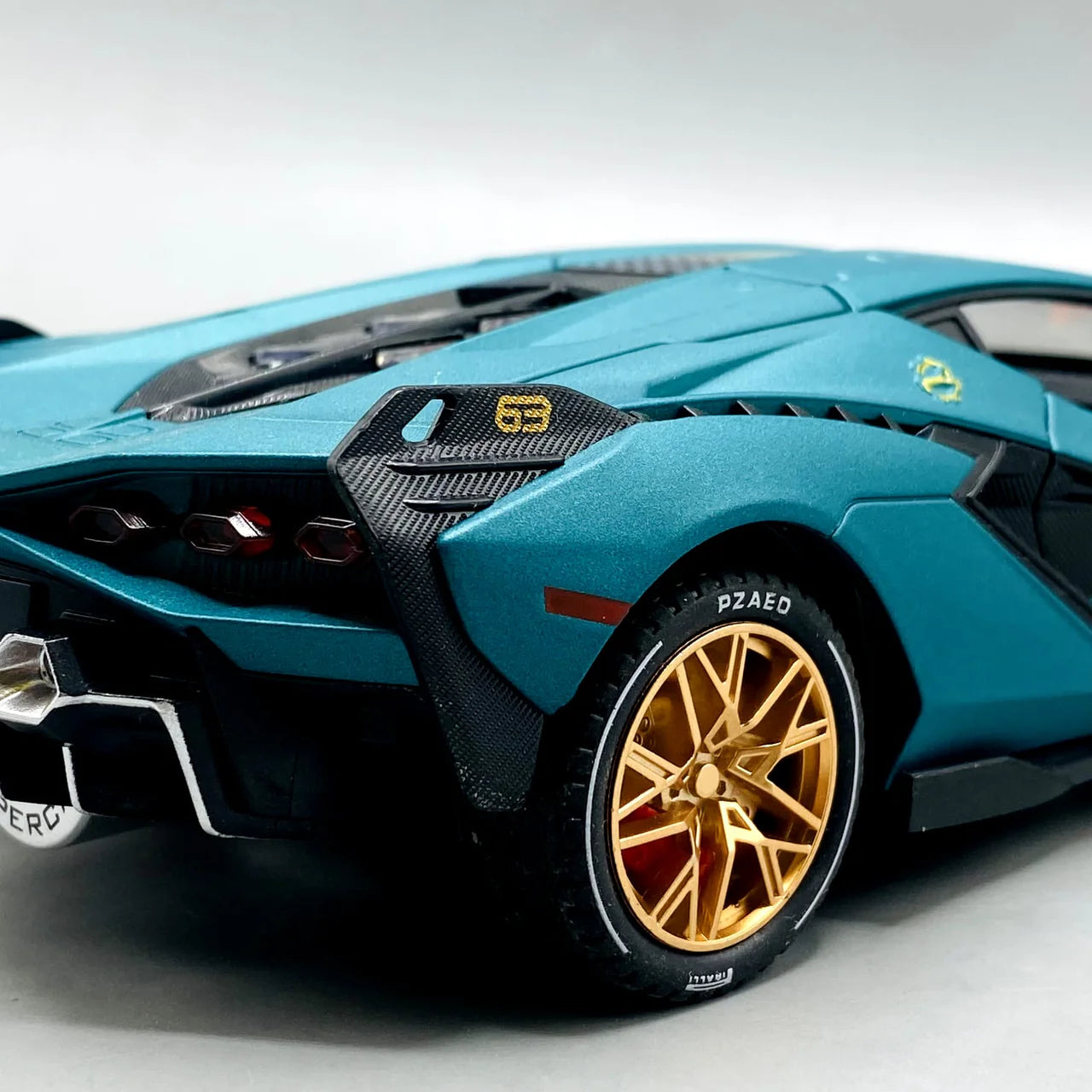 1:24 Scale Lamborghini Sián Die-Cast Model - With Light, Sound & Smoke Effects