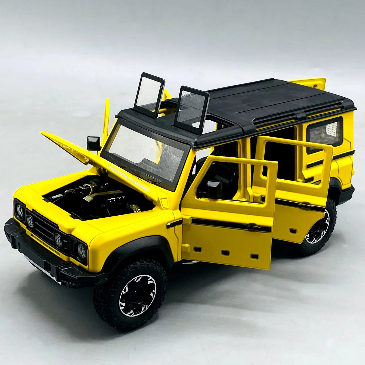 1:24 Scale Grenadier Jeep Die-Cast Model - With Light, Sound & Smoke Effects