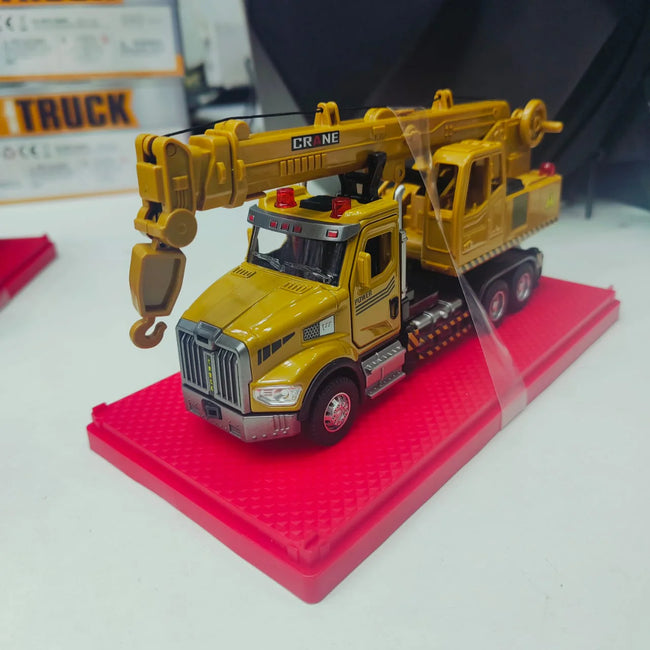 1:24 Scale Die-cast Crane Construction Truck With Light and Sound Main Image