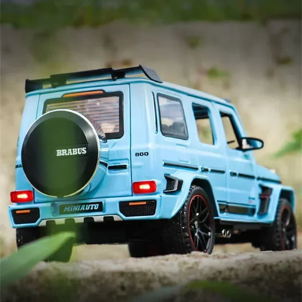 1:24 Scale Brabus G800 Die-Cast Model - Alloy Luxury SUV with Opening Doors