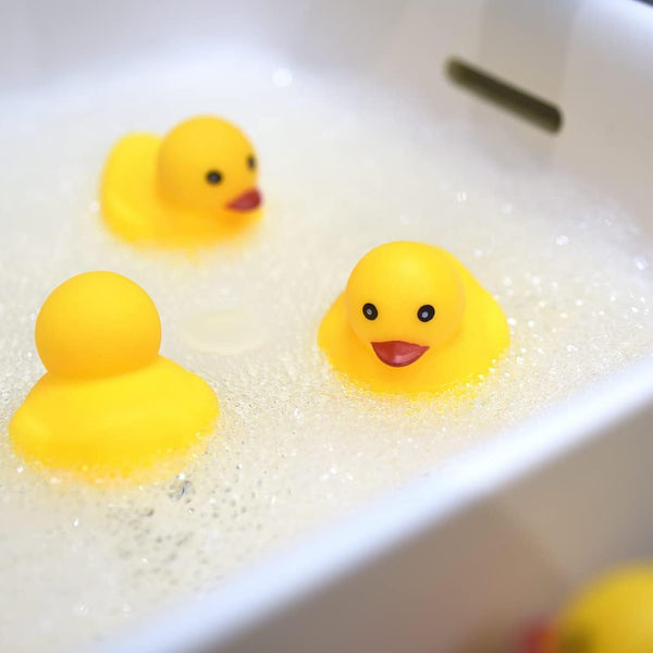 Cute Rubber Duck Bath Set – 6pcs Squeaky Ducks for Baby Bath Time Secondary image
