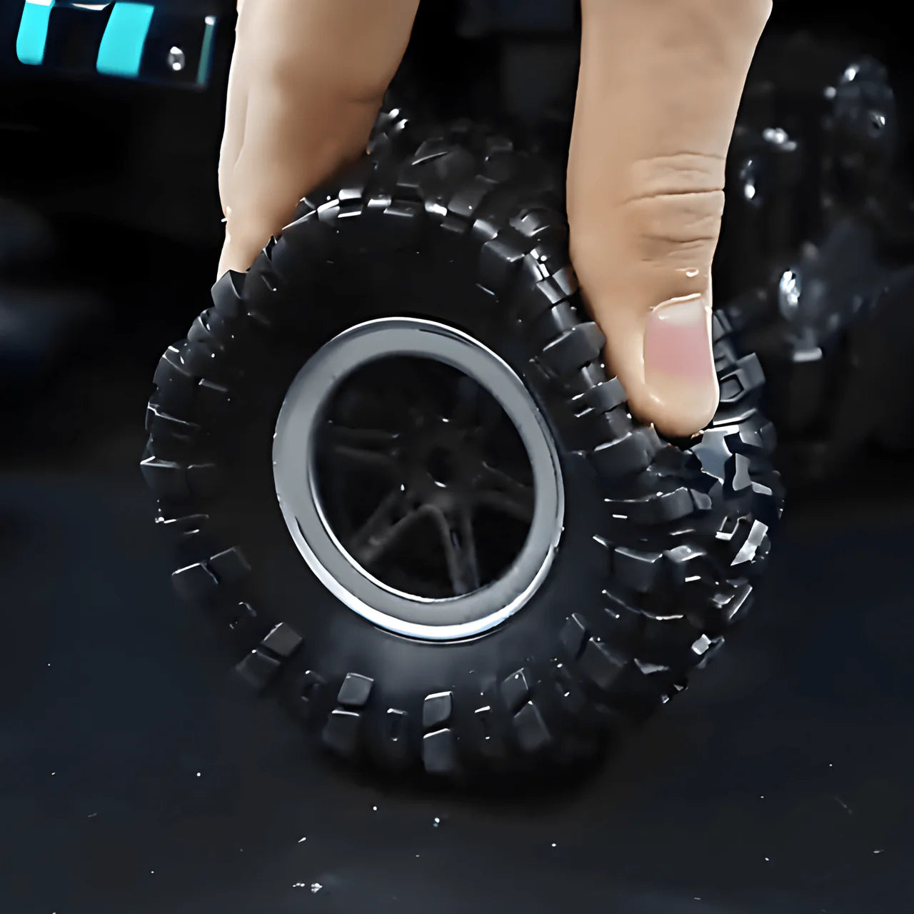 360° Remote Control Stunt Car - 4WD Off-Road Climbing Car with Sound & Lights