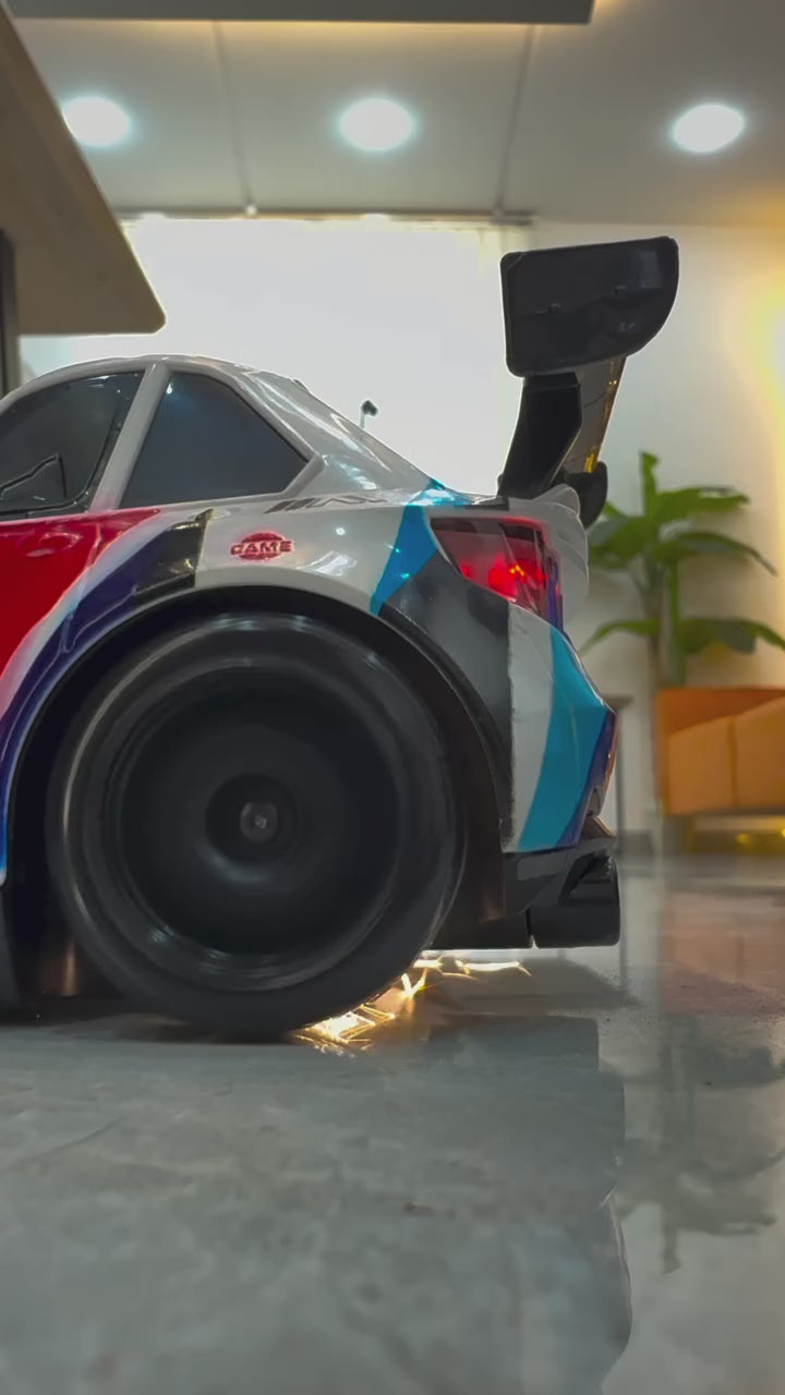 Rc Mini BMW M4 Spark Drifting Car