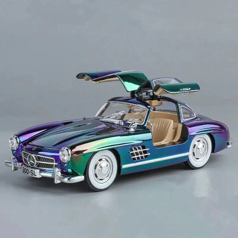 1:24 Scale Electroplated Mercedes-Benz Die-Cast Model - Chrome Finish Alloy Collectible Secondary image